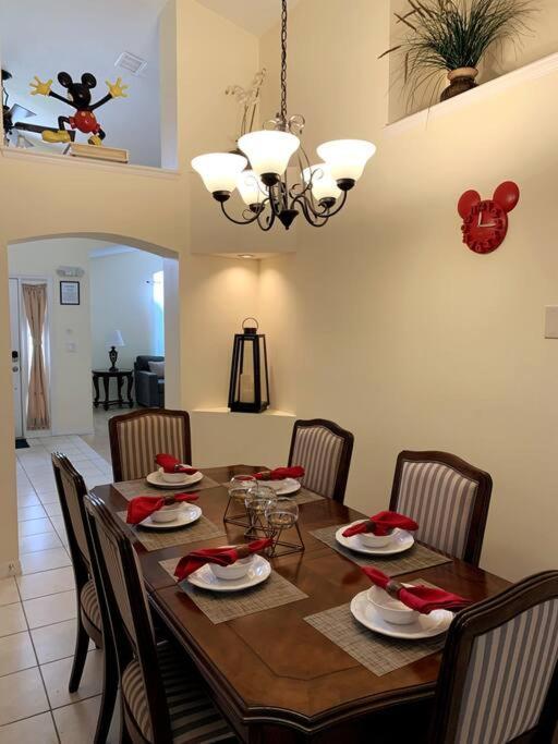 Minutes To Disney! Spacious Home W/ Private Pool, Themed Rooms! 올랜도 외부 사진